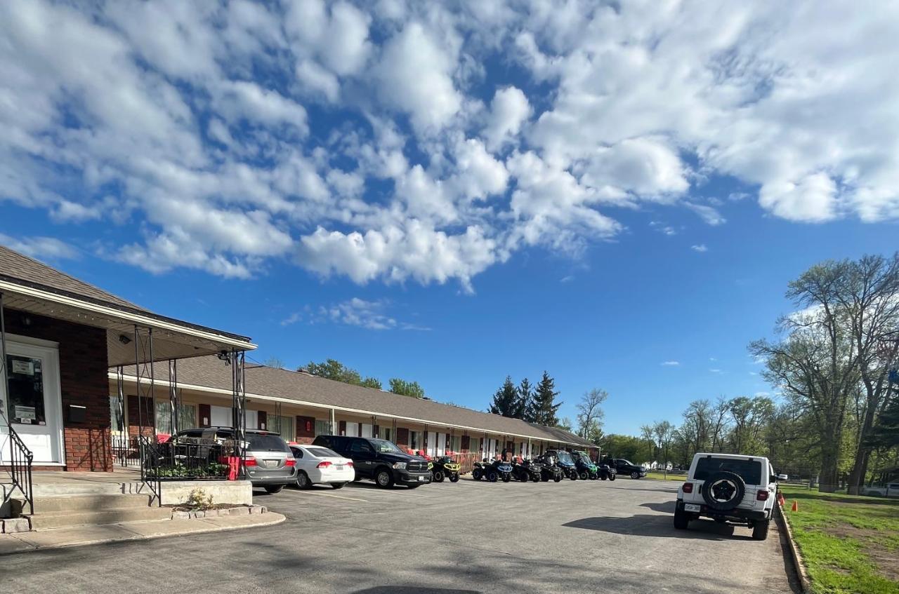Park Place & Motel