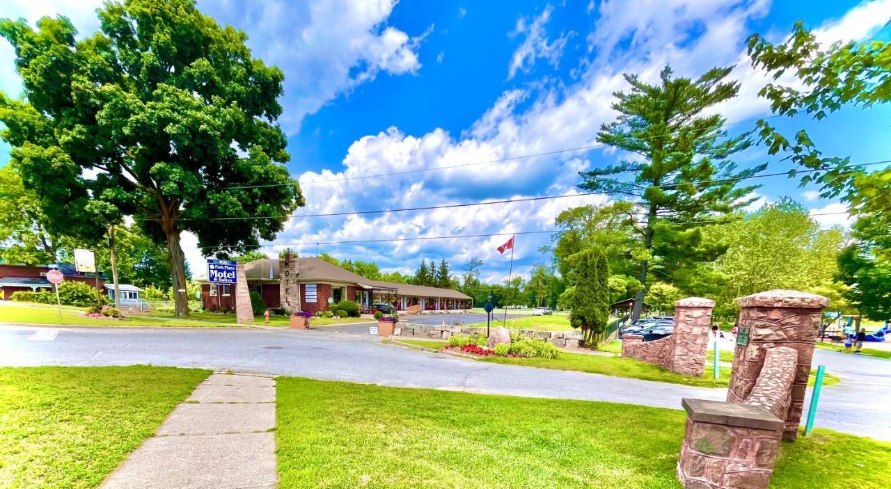 Park Place & Motel
