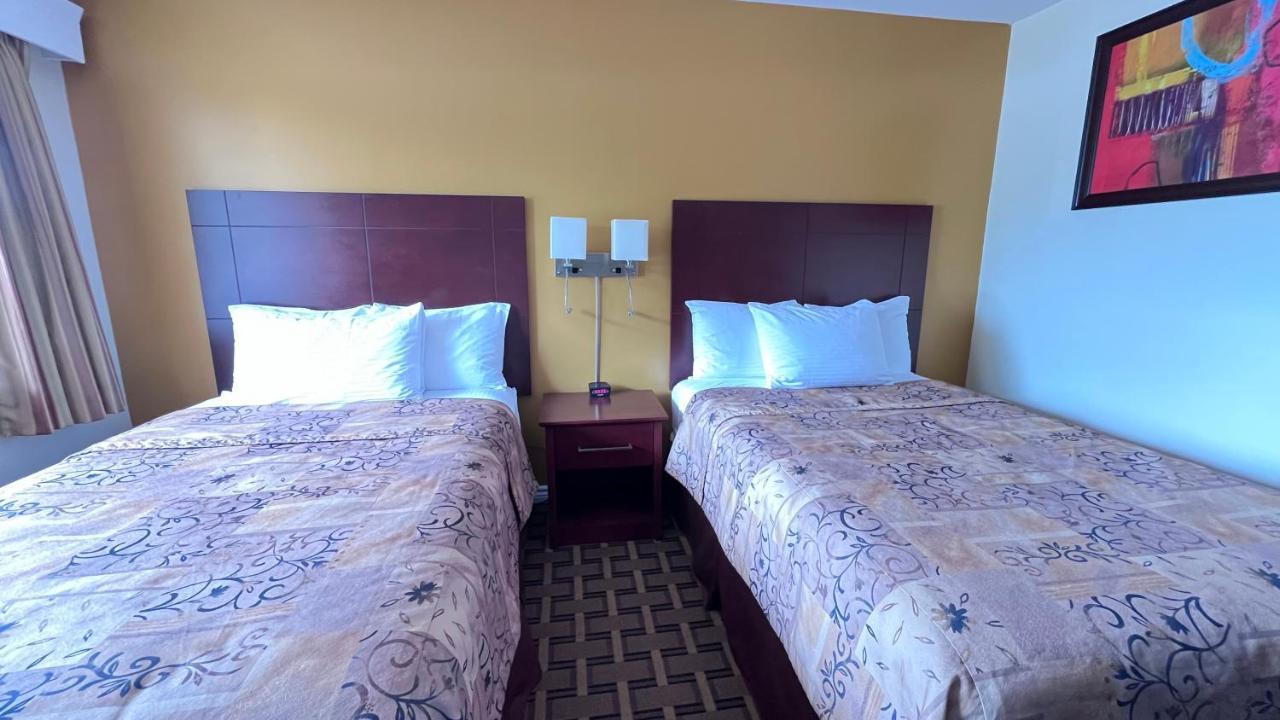 Park Place & Motel Tweed