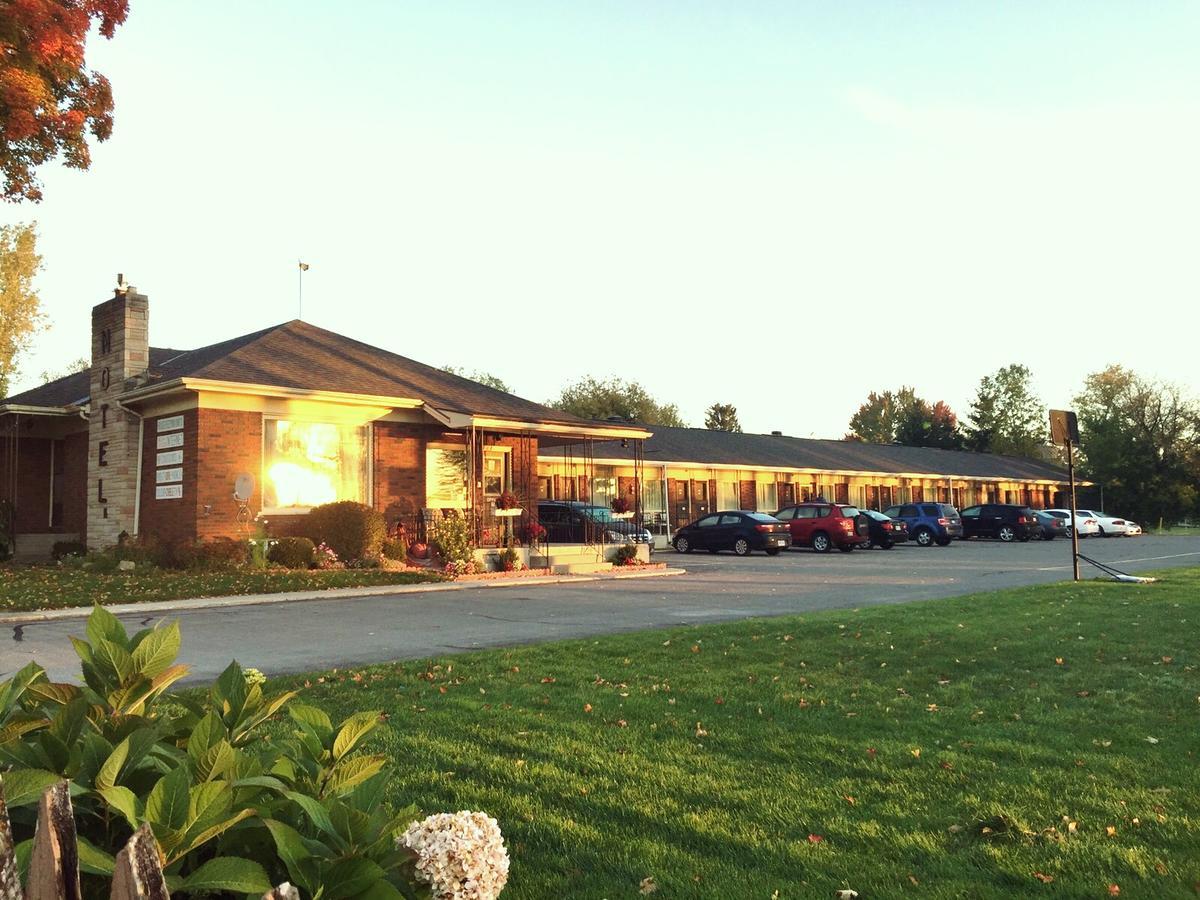 Park Place & Motel